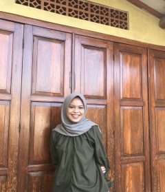 Fairuzzana Nariswari, S. Psi - Fairuzzana Nariswari